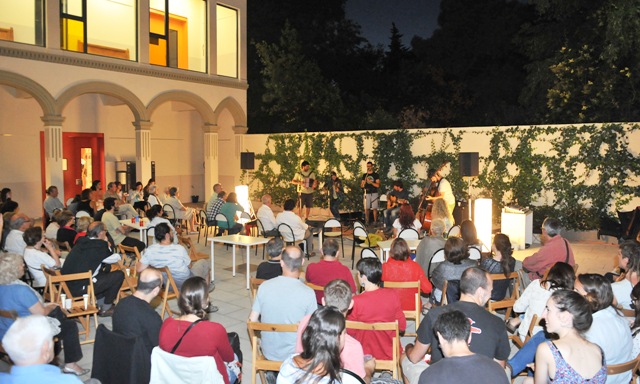 Èxit a Les Nits d’Estiu que es fan cada dijous de juliol al claustre de Les Escoles a Sant Just