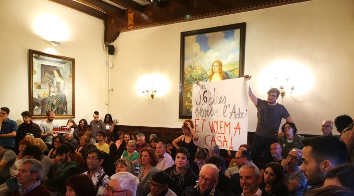 El grup de suport al veí d’Esplugues acusat de terrorisme reclama posicionaments polítics