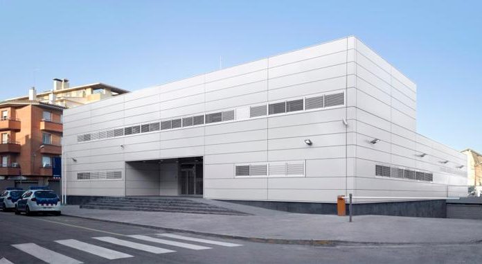 Es fa públic el vídeo de l’atac d’Abdelouahab Taib a la comissaria dels Mossos de Cornellà