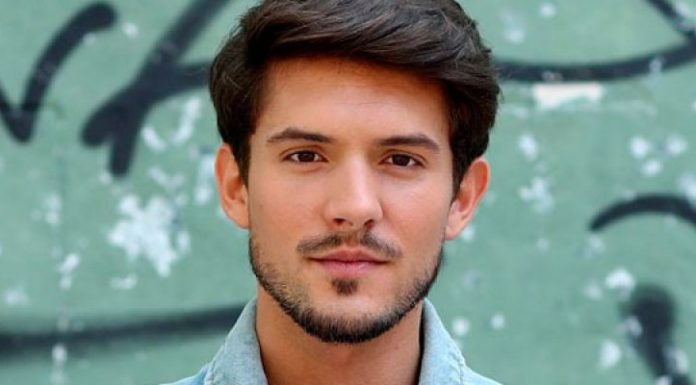 Carlos Right, d’Esplugues, es converteix en el setè expulsat d’Operación Triunfo