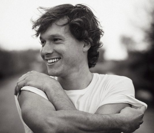 Ramon Mirabet torna als escenaris amb nou disc el 2019