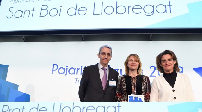 El Prat i Sant Boi premiats per la seva recollida selectiva de paper i cartró