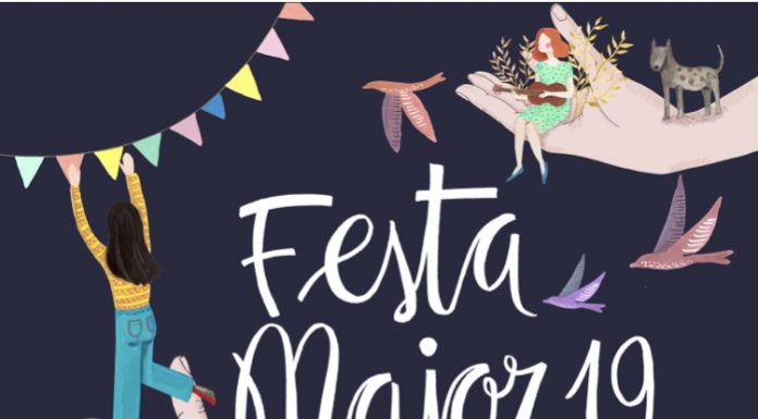 Rosario, Carolina Durante i Buhos a la Festa Major de Sant Boi