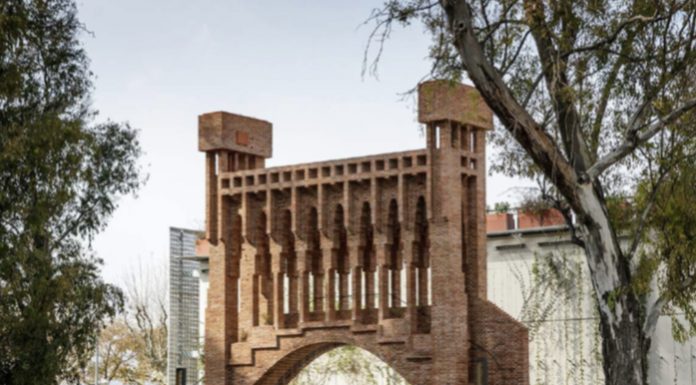 La cascada de la Casa Vicens d’Antoni Gaudí pren vida al Museu de les Aigües