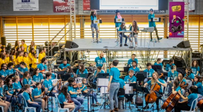 Més de 600 alumnes a la Cantata del Prat, una jornada musical i de trobada de la comunitat educativa