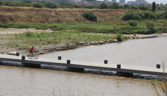 Comencen les proves per a la millora ambiental del tram final del riu Llobregat