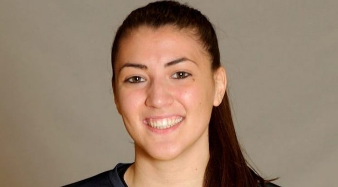 La baixllobregatina Ester López, campiona d’Europa d’handbol platja