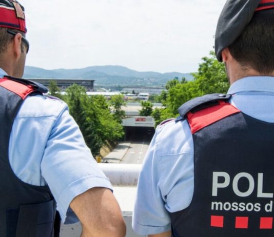 Troben el cos d’una dona a Sant Joan Despí amb signes de violència i detenen el presumpte autor a l’Aeroport del Prat
