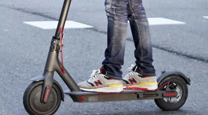 L’ajuntament de Cornellà demanarà tenir llicència administrativa als patinets i VMP per circular per la ciutat