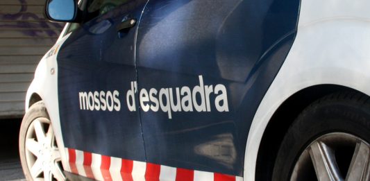 Un home mata pressumptament a la seva parella a Esplugues
