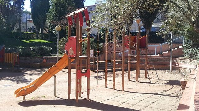 L’AMB neteja i desinfecta els jocs infantils, els equipaments esportius i les fonts dels parcs metropolitans