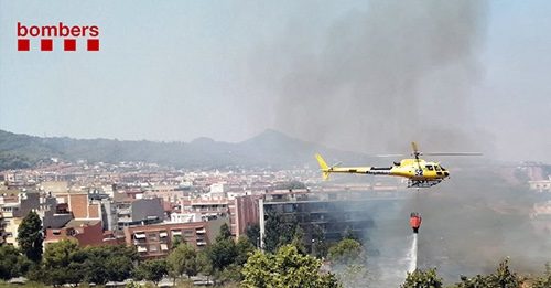 Extingit l’incendi que ha afectat avui el Parc de la Muntanyeta de Sant Boi de Llobregat