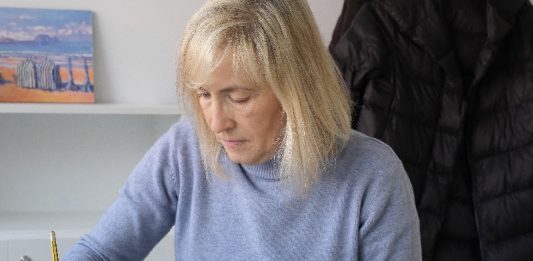L’Ajuntament de Sant Joan Despí realitza trucades a 1.700 persones grans o vulnerables per donar-los suport i ajuda