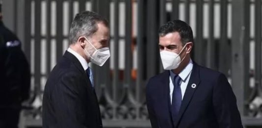 El rei Felip VI i Pedro Sánchez visiten la SEAT de Martorell