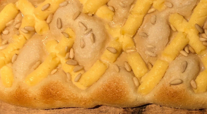 La coca de Sant Joan de Can Plana de Sant Feliu designada millor coca de Catalunya 2021.