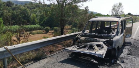 Apagat un foc a l’autopista AP-7 a Martorell