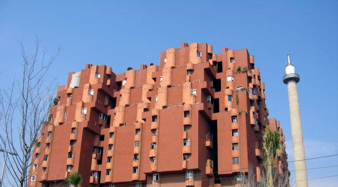 La UPC investeix doctor “honoris causa” l’arquitecte Ricard Bofill