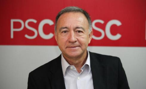 Dimiteix Antoni Poveda, alcalde socialista de Sant Joan Despí