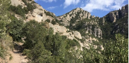 Excursions per les muntanyes del Baix Llobregat XXIV: DE COLLBATÓ AL PLA DE SANT MIQUEL I LA SANTA COVA DE MONTSERRAT