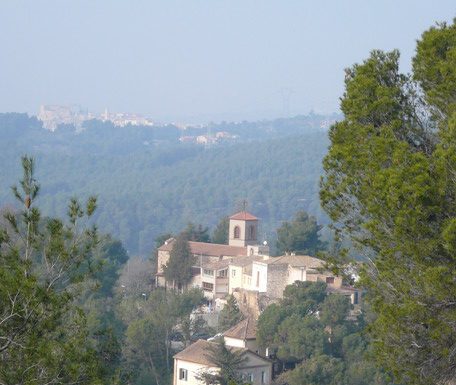 Els barris de muntanya de Molins de Rei es rebel.len contra l’Ajuntament