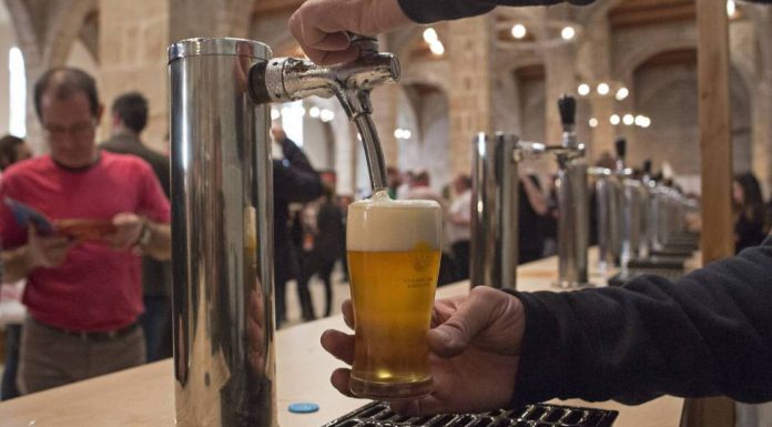 Polèmica política a Molins de Rei per la cervesa