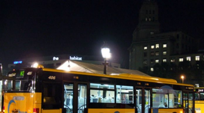 Des d’aquest divendres Sant Feliu disposa del servei de parades a demanda del Nitbus