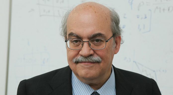 Conferència de l’economista Andreu Mas-Colell a Viladecans en motiu del Dia de la Cambra