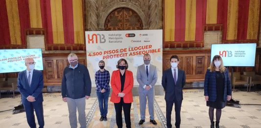 Barcelona i l’AMB impulsen una pionera societat mixta d’habitatge de lloguer assequible