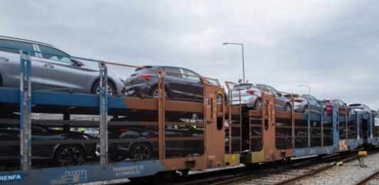 SEAT: en tren de Martorell a Portugal