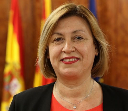 Sant Andreu: l’alcadessa considera que una reparació als mestres de l’IES El Palau seria “tornar a coses del passat”