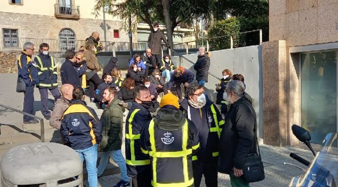 Denuncien la situació de Correus a Cornellà i CCOO i UGT convoquen vaga al gener a tot l’Estat