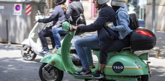 L’AMB crearà la Taula metropolitana de la moto elèctrica compartida