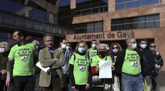 La Plataforma Aturem el Pla de Ponent presenta els seus arguments jurídics a Gavà