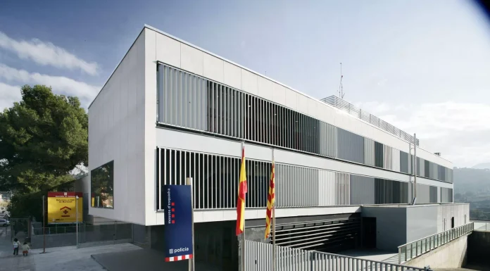 Set persones acusades d’organitzar matrimonis forçats detingudes per Mossos de la comissaria de Martorell