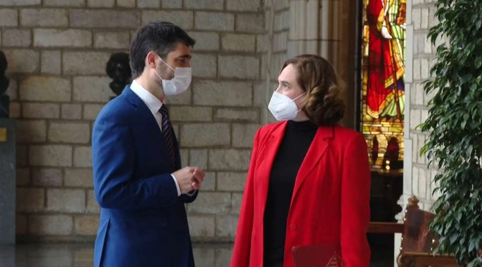 Colau proposa rebaixar la T-Usual i Puigneró desqualifica la idea