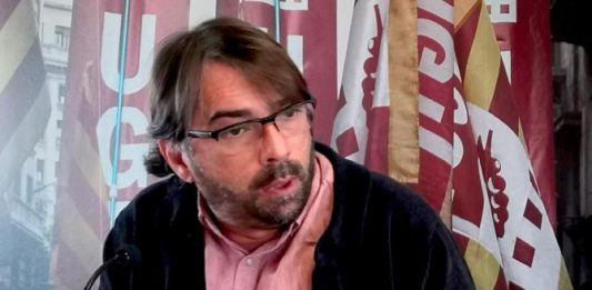 Camil Ros (UGT) explica i defensa la reforma laboral a Cornellà