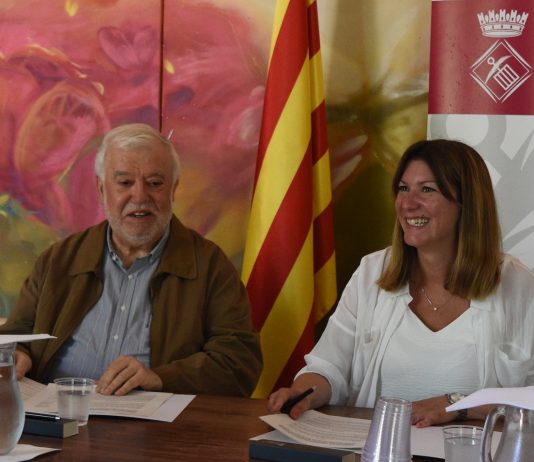 Sant Feliu: L’Ajuntament i la Parròquia han signat un protocol per la compra-venda de l’edifici del Centre Parroquial