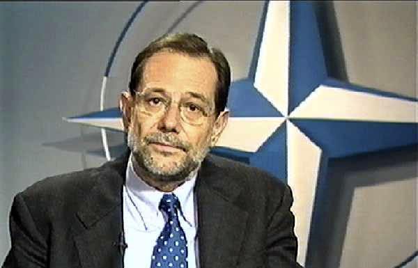 Javier Solana i Marc Marginedas van analitzar a Cornellà la situació internacional