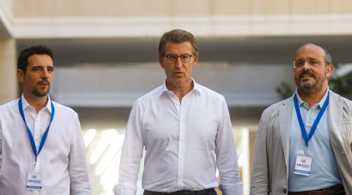 Congrés provincial del PP. Bou marxa enfadat i Reyes continua