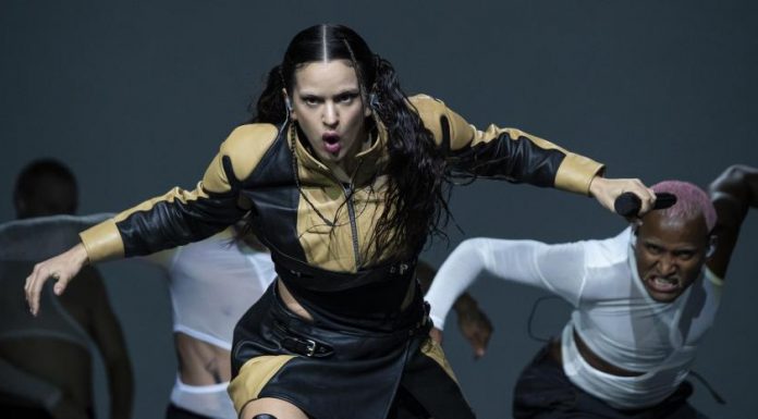 Rosalía: Premi MTV Vídeo i cançó nova a Xile entre crits a favor de la nova Constitució