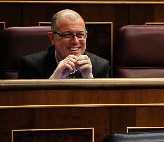El diputat molinenc José Zaragoza portaveu del PSOE contra el vot als 16 anys