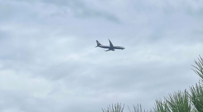 Soroll dels avions: el Ministeri de Transports no fa cas a l’Ajuntament de Castelldefels