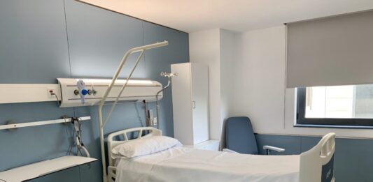 Hospital de Martorell: Alternativa en Comú d’Abrera exigeix que la Generalitat intervingui. Tanca la casa de parts naturals