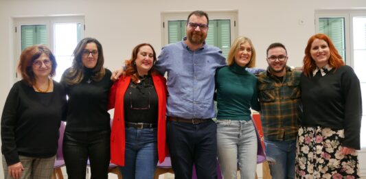 28-M: Jessica Albiach, Concha Abellán i Rosa Lluch donen suport al Sant Vicenç que Jordi Gil imagina