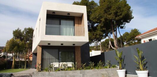 Castelldefels i Esplugues entre les 25 ciutats d’Espanya amb el preu de l’habitatge més car