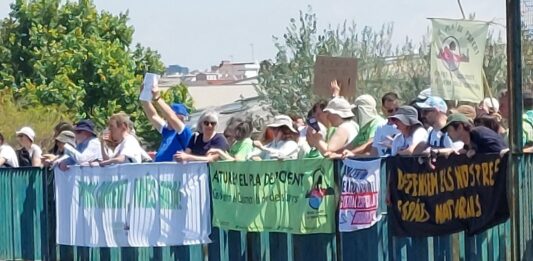 Baix Llobregat: manifestació contra la destrucció del territori
