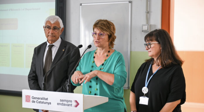 El 100% dels centres de secundària tindrà aquest curs una infermera referent en l’equip d’atenció primària dues hores i mitja a la setmana