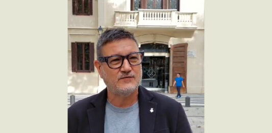 L’alcalde del Prat, Lluís Mijoler, assegura que la proposta de Foment per a l’aeroport és “un projecte caduc i fracassat”