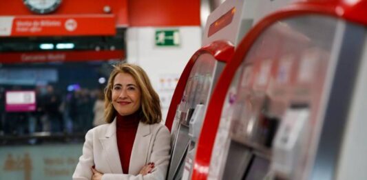 PSC i Junts obliguen a retardar el Ple del Parlament sobre Rodalies