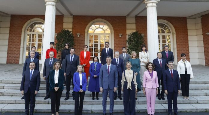 El PSC del Baix Llobregat es queda sense presència al govern central: Raquel Sánchez en surt i Eva Granados no hi entra